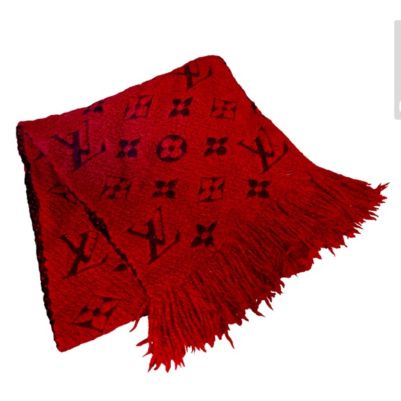 Louis Vuitton Accessories - Louis Vuitton wool scarf